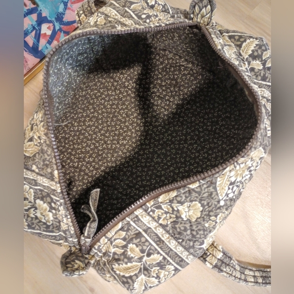 Vera Bradley Java Brown Retired Floral Duffle Bag EUC - Picture 6 of 11